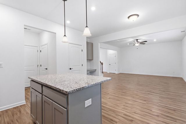 2984 Timewinder Way, Columbia, TN 38401