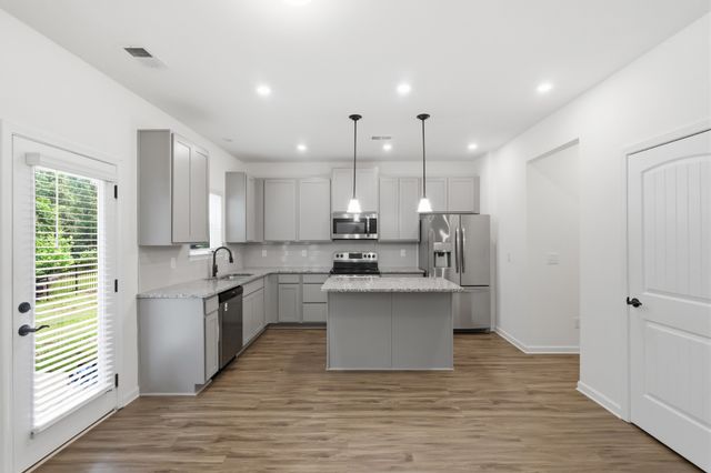 2984 Timewinder Way, Columbia, TN 38401