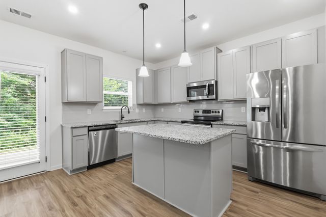 2984 Timewinder Way, Columbia, TN 38401