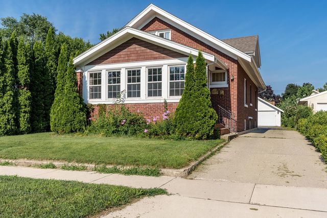 2117 S 5th Street, Rockford, IL 61104
