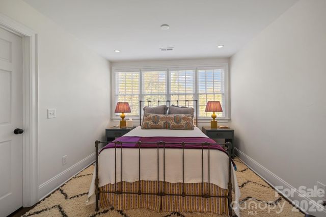 312 Ridgewood Avenue, Charlotte, NC 28209