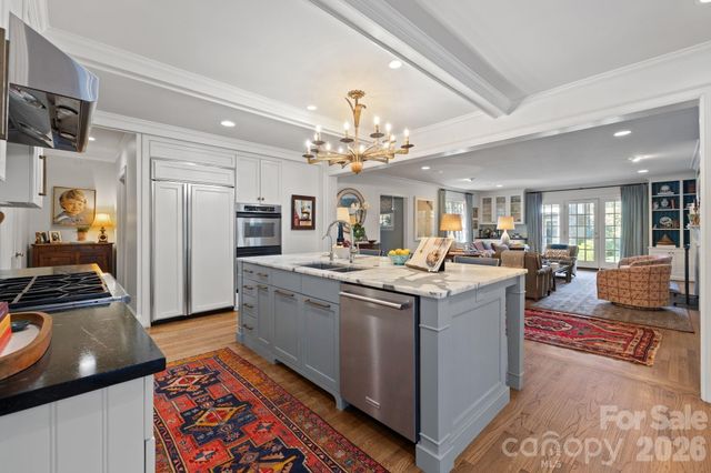 312 Ridgewood Avenue, Charlotte, NC 28209