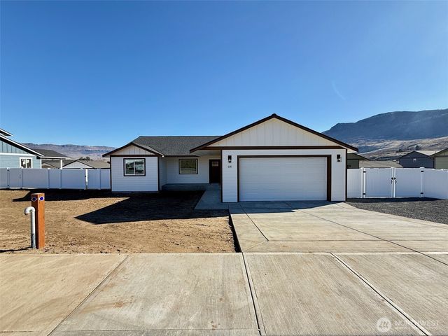 64 Juanita Way, Malaga, WA 98828