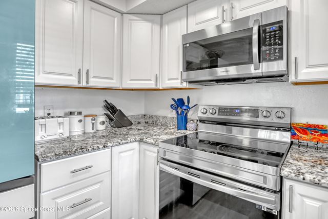 951 Sonesta Avenue NE 102, Palm Bay, FL 32905
