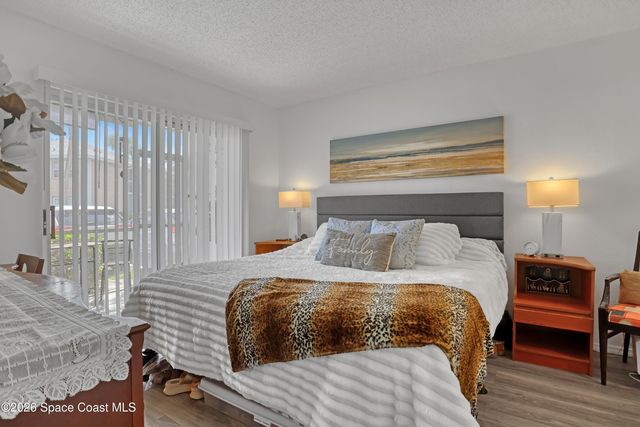 951 Sonesta Avenue NE 102, Palm Bay, FL 32905