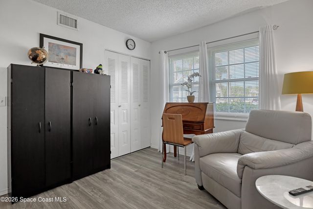 951 Sonesta Avenue NE 102, Palm Bay, FL 32905