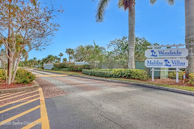 951 Sonesta Avenue NE 102, Palm Bay, FL 32905