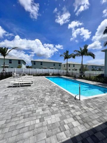 242 Osprey Preserve Boulevard, Jensen Beach, FL 34957