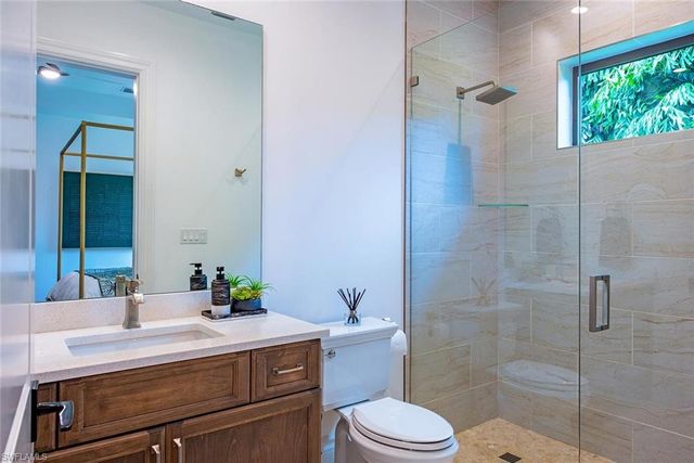2581 ESCADA DR, Naples, FL 34109