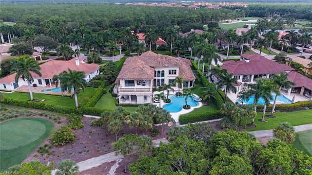 2581 ESCADA DR, Naples, FL 34109