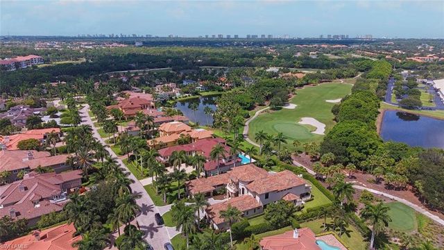 2581 ESCADA DR, Naples, FL 34109