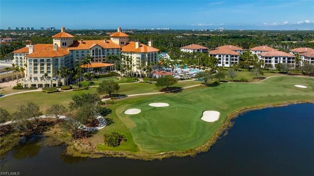 2581 ESCADA DR, Naples, FL 34109