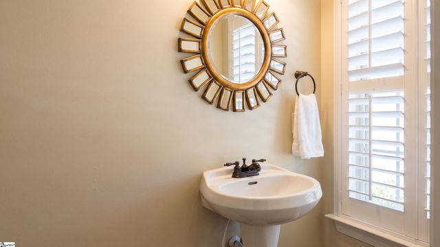 39 Briarhill Drive, Simpsonville, SC 29680