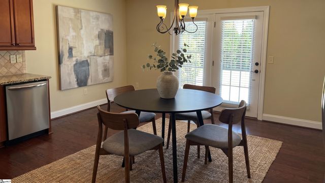 39 Briarhill Drive, Simpsonville, SC 29680