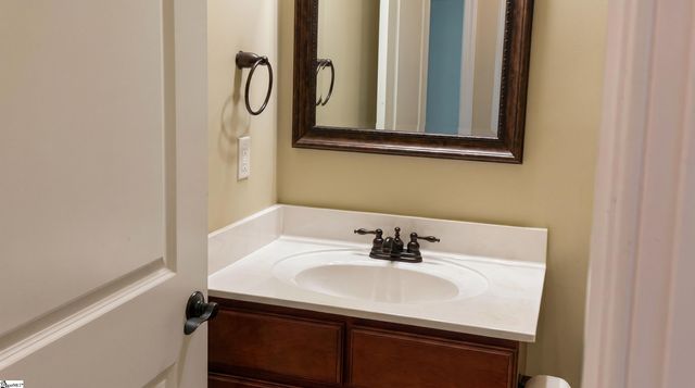 39 Briarhill Drive, Simpsonville, SC 29680