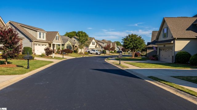39 Briarhill Drive, Simpsonville, SC 29680