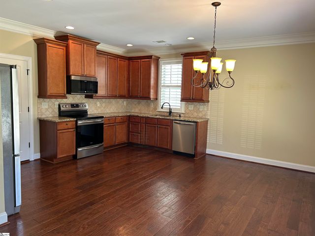 39 Briarhill Drive, Simpsonville, SC 29680