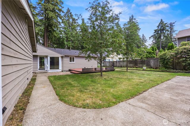 10004 Lake Steilacoom Drive SW, Lakewood, WA 98498