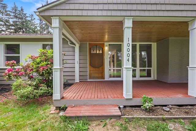 10004 Lake Steilacoom Drive SW, Lakewood, WA 98498