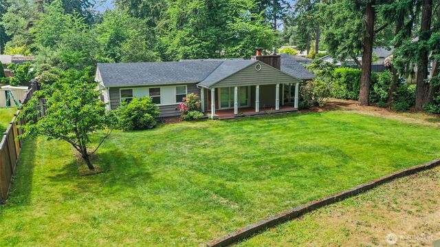 10004 Lake Steilacoom Drive SW, Lakewood, WA 98498