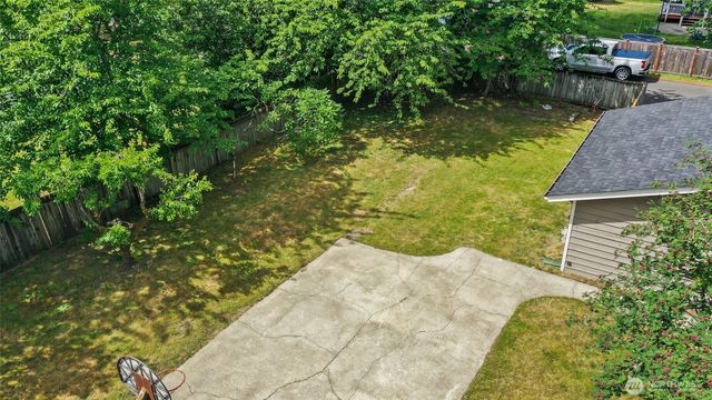 10004 Lake Steilacoom Drive SW, Lakewood, WA 98498