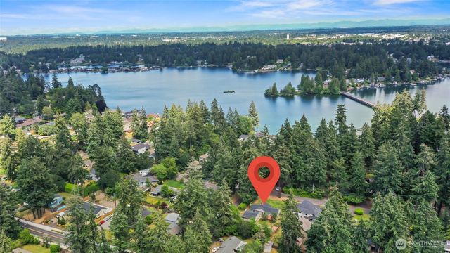 10004 Lake Steilacoom Drive SW, Lakewood, WA 98498