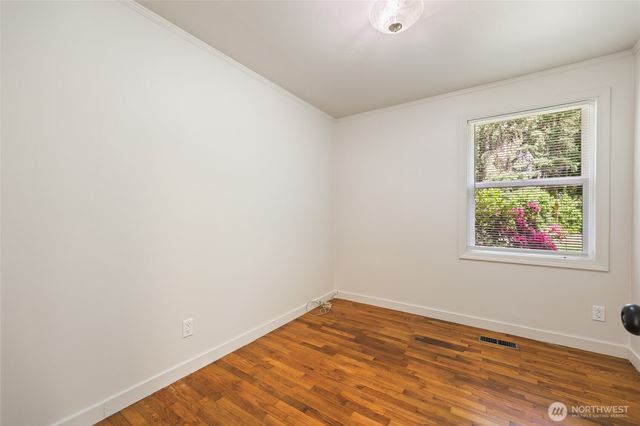 10004 Lake Steilacoom Drive SW, Lakewood, WA 98498