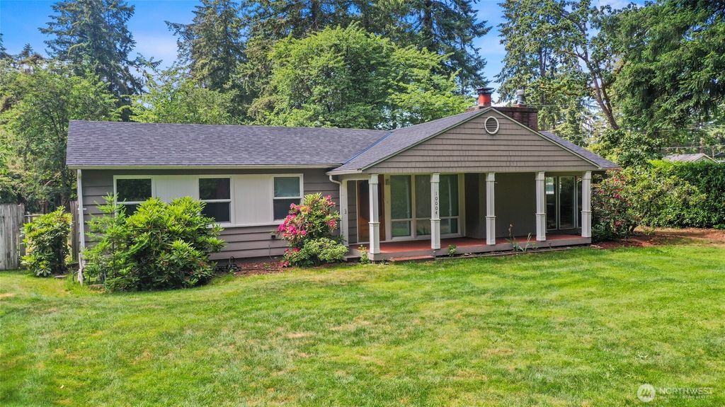 10004 Lake Steilacoom Drive SW, Lakewood, WA 98498