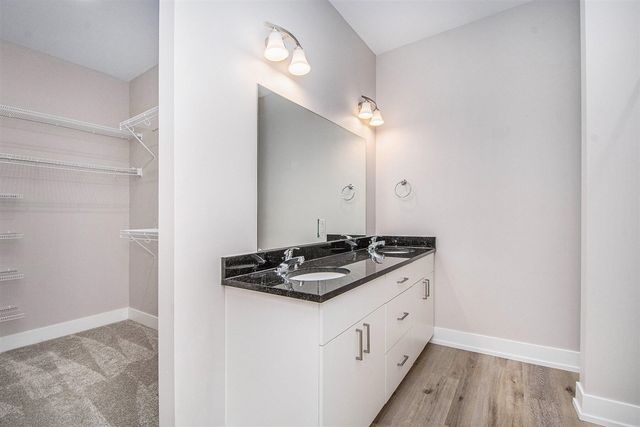 6015 Port View Drive, Grand Rapids, MI 49512