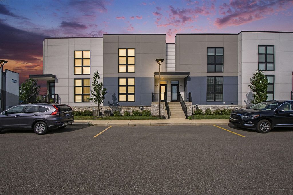 6015 Port View Drive, Grand Rapids, MI 49512