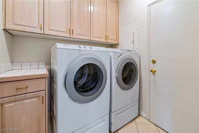 8188 Horseshoe Bend Lane, Las Vegas, NV 89113
