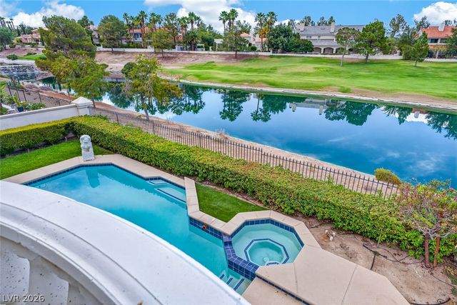 8188 Horseshoe Bend Lane, Las Vegas, NV 89113