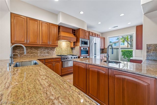 8188 Horseshoe Bend Lane, Las Vegas, NV 89113