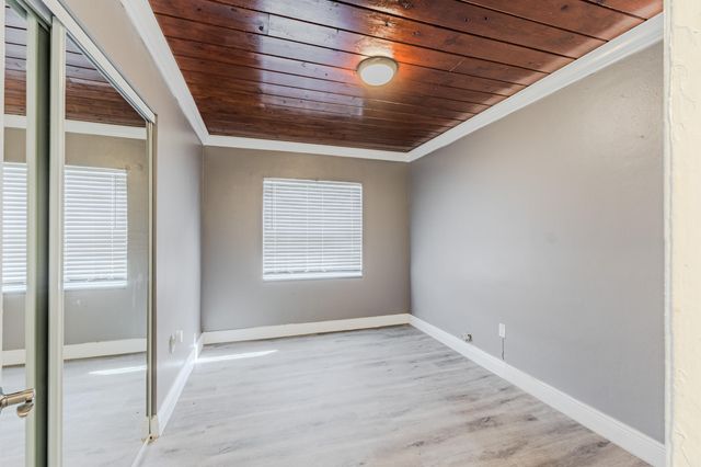 112 W 34th Street 2, West Palm Beach, FL 33404