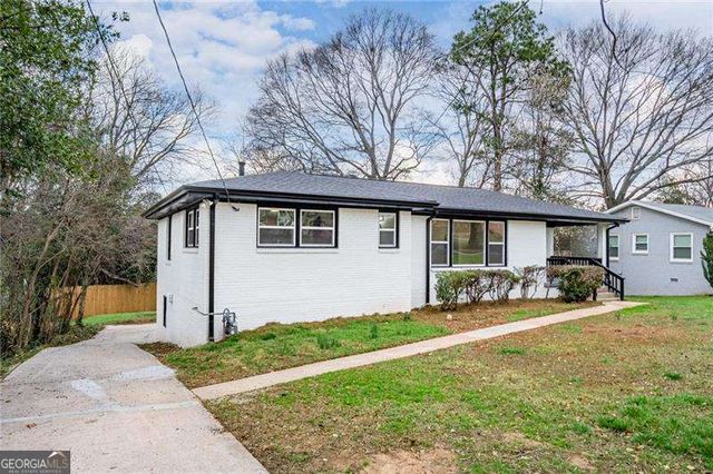 2868 Lynda Place, Decatur, GA 30032