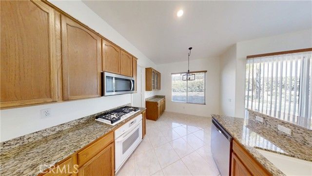 11363 Deerfield Drive, Yucaipa, CA 92399