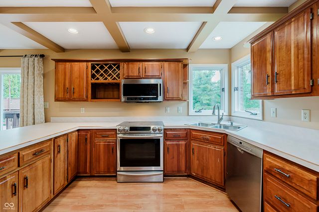 8729 Promontory Road, Indianapolis, IN 46236