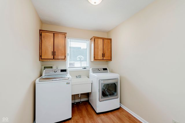 8729 Promontory Road, Indianapolis, IN 46236