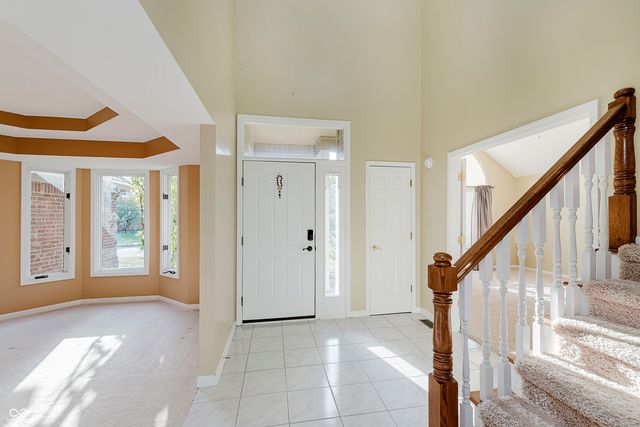 8729 Promontory Road, Indianapolis, IN 46236