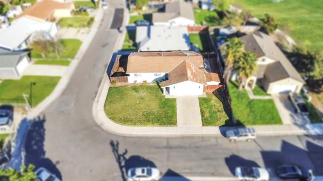 7517 Addison Way, Sacramento, CA 95822