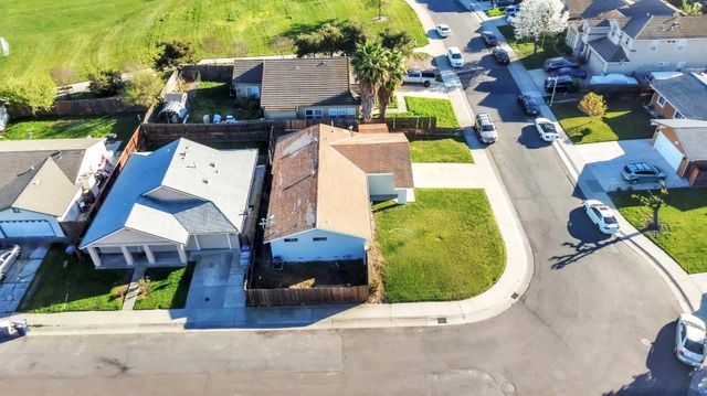 7517 Addison Way, Sacramento, CA 95822