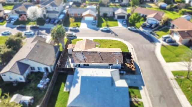 7517 Addison Way, Sacramento, CA 95822