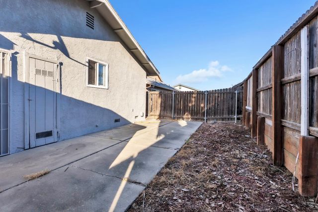 7517 Addison Way, Sacramento, CA 95822