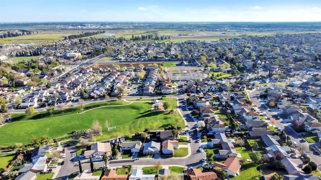 7517 Addison Way, Sacramento, CA 95822