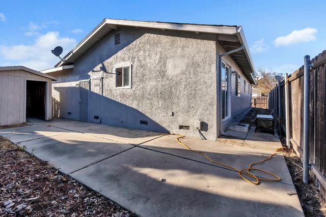 7517 Addison Way, Sacramento, CA 95822