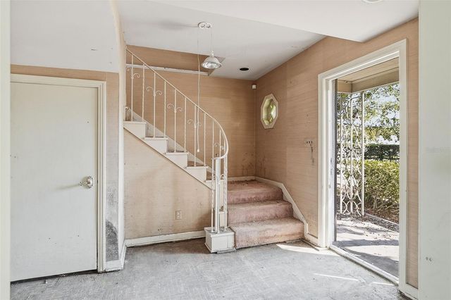 5013 BAY SHORE ROAD, Sarasota, FL 34234