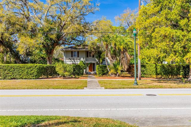 5013 BAY SHORE ROAD, Sarasota, FL 34234