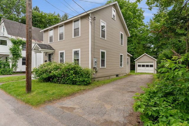 39 Latham Court, Burlington, VT 05401