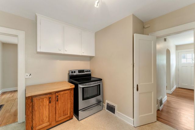 39 Latham Court, Burlington, VT 05401