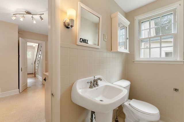 39 Latham Court, Burlington, VT 05401